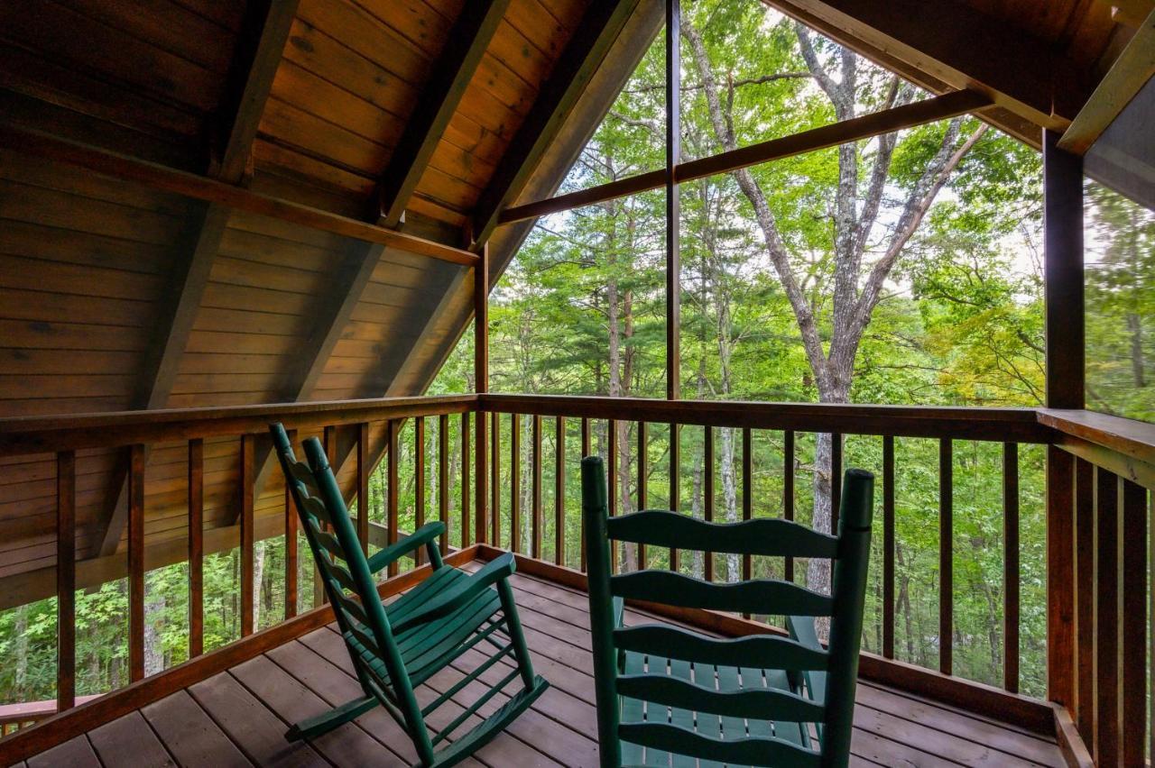 Gypsy Road - Privacy! Log Cabin With Hot Tub, Wifi, Directv And Arcade Sevierville Extérieur photo